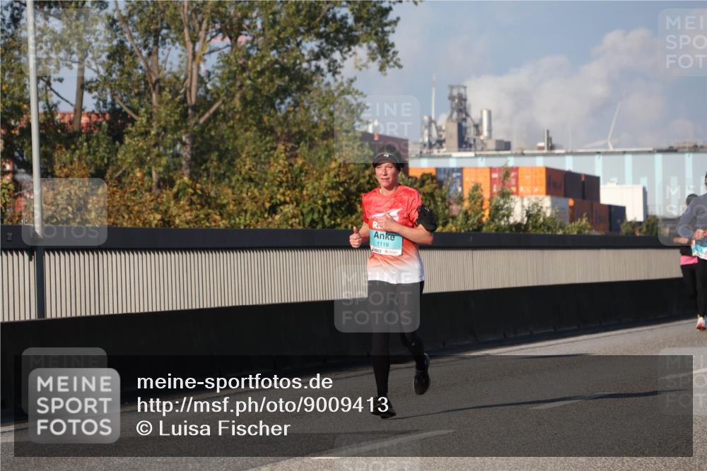 03.10.2025 - Köhlbrandbrückenlauf Luisa Fischer http://msf.ph/oto/9009413 03.10.2025 10:51:20 Position 3 1119 meine-sportfotos.de