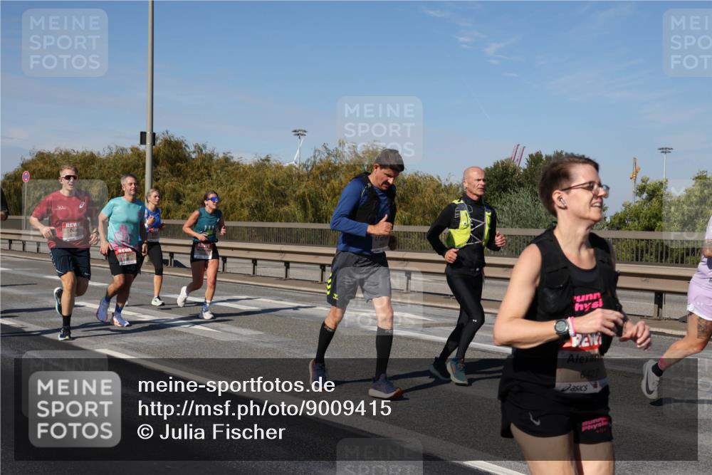 03.10.2025 - Köhlbrandbrückenlauf Julia Fischer http://msf.ph/oto/9009415 03.10.2025 12:52:50 Position 3 6427, 0 meine-sportfotos.de