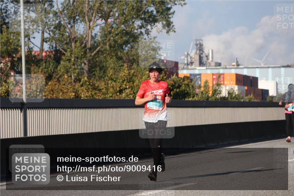 03.10.2025 - Köhlbrandbrückenlauf Luisa Fischer http://msf.ph/oto/9009416 03.10.2025 10:51:20 Position 3 1119 meine-sportfotos.de