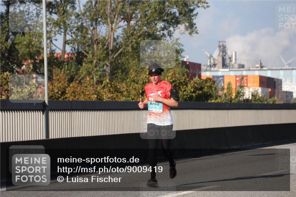 03.10.2025 - Köhlbrandbrückenlauf Luisa Fischer http://msf.ph/oto/9009419 03.10.2025 10:51:21 Position 3 1119 meine-sportfotos.de