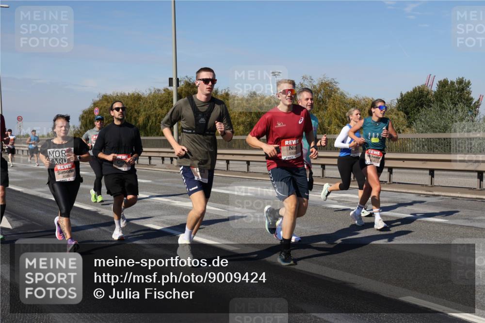 03.10.2025 - Köhlbrandbrückenlauf Julia Fischer http://msf.ph/oto/9009424 03.10.2025 12:52:52 Position 3 4026, 6305 meine-sportfotos.de