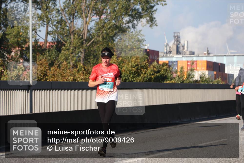 03.10.2025 - Köhlbrandbrückenlauf Luisa Fischer http://msf.ph/oto/9009426 03.10.2025 10:51:21 Position 3 1119 meine-sportfotos.de