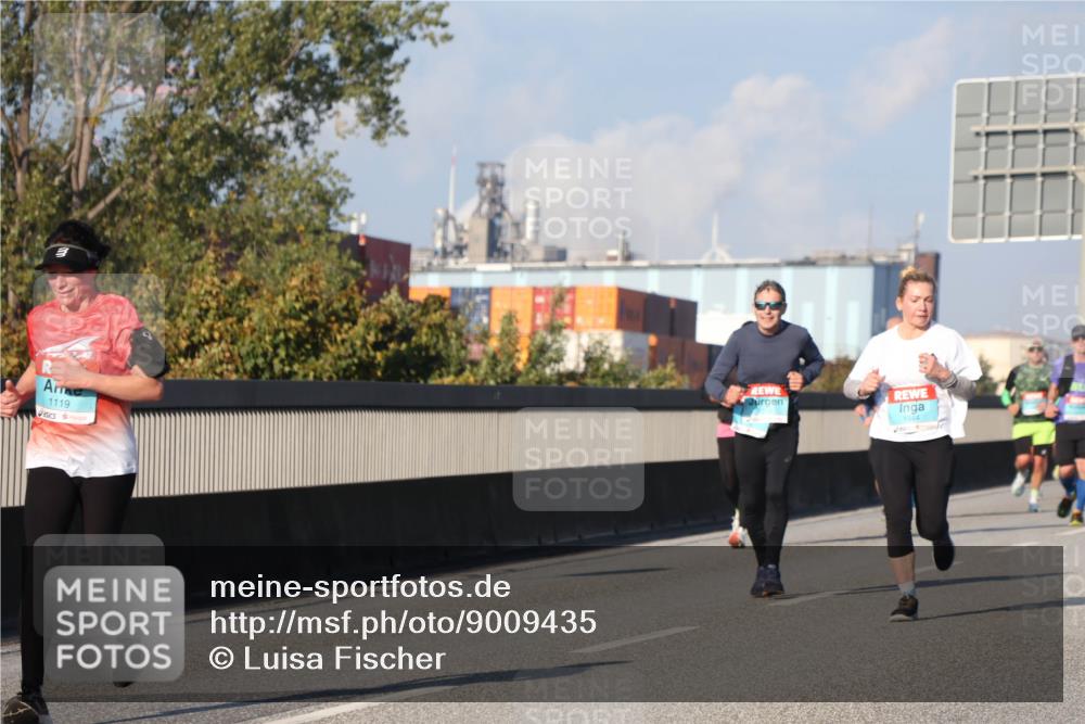03.10.2025 - Köhlbrandbrückenlauf Luisa Fischer http://msf.ph/oto/9009435 03.10.2025 10:51:21 Position 3 1119, 1944 meine-sportfotos.de