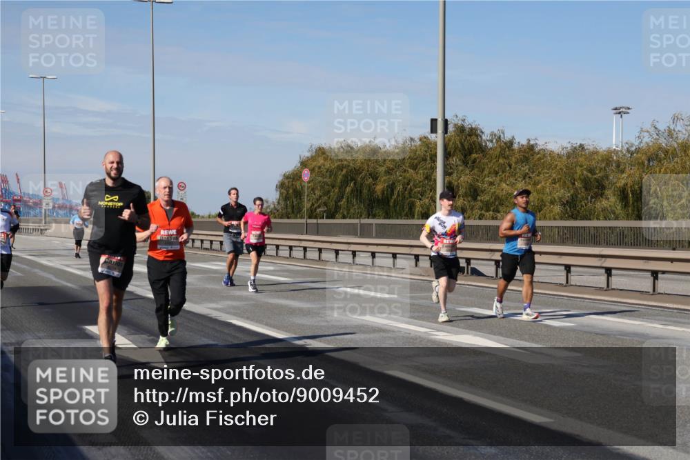 03.10.2025 - Köhlbrandbrückenlauf Julia Fischer http://msf.ph/oto/9009452 03.10.2025 12:52:58 Position 3  meine-sportfotos.de