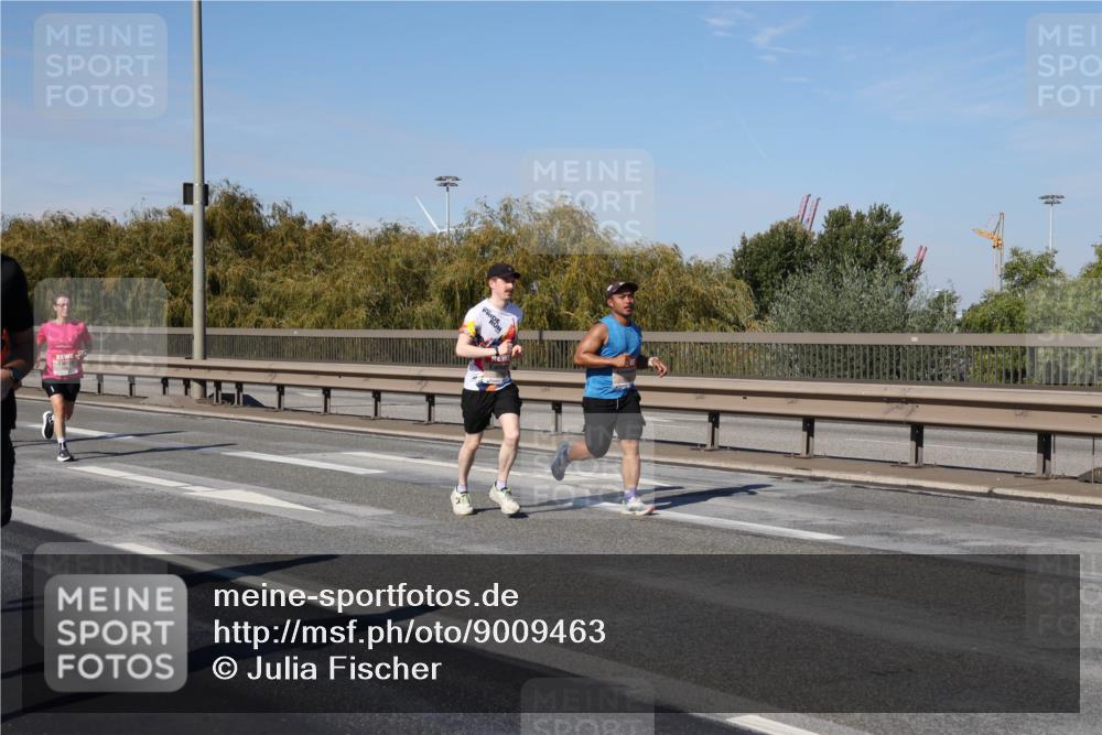 03.10.2025 - Köhlbrandbrückenlauf Julia Fischer http://msf.ph/oto/9009463 03.10.2025 12:53:00 Position 3  meine-sportfotos.de