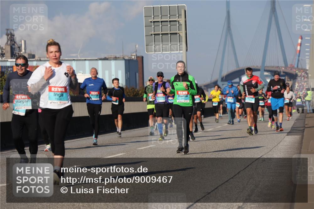 03.10.2025 - Köhlbrandbrückenlauf Luisa Fischer http://msf.ph/oto/9009467 03.10.2025 10:51:24 Position 3 1218, 160, 1944, 2714 meine-sportfotos.de