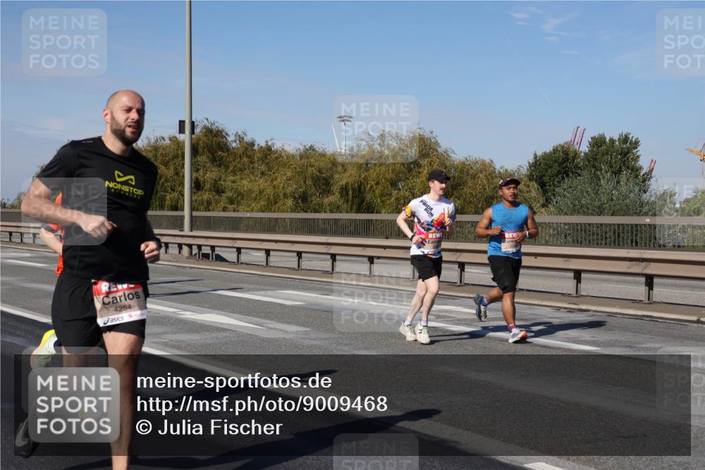 03.10.2025 - Köhlbrandbrückenlauf Julia Fischer http://msf.ph/oto/9009468 03.10.2025 12:53:00 Position 3 4254 meine-sportfotos.de