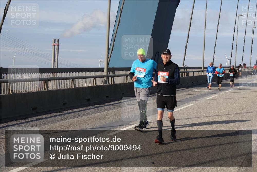 03.10.2025 - Köhlbrandbrückenlauf Julia Fischer http://msf.ph/oto/9009494 03.10.2025 10:13:29 Position 2 2647 meine-sportfotos.de
