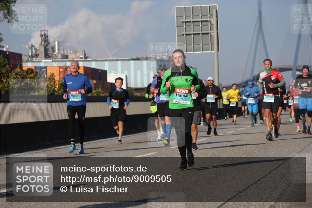 03.10.2025 - Köhlbrandbrückenlauf Luisa Fischer http://msf.ph/oto/9009505 03.10.2025 10:51:26 Position 3 2714 meine-sportfotos.de