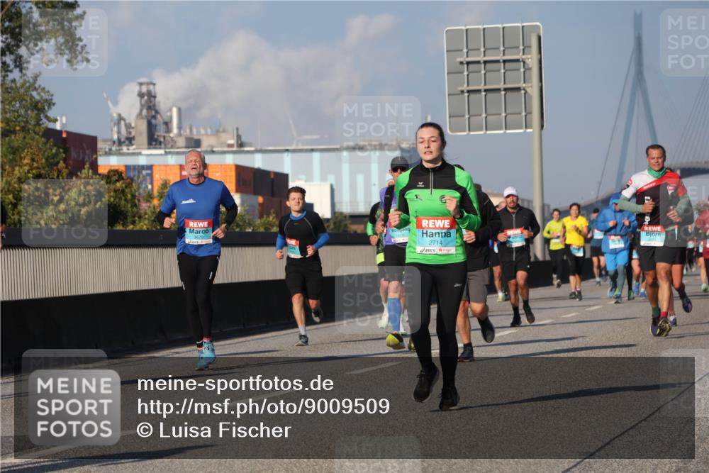 03.10.2025 - Köhlbrandbrückenlauf Luisa Fischer http://msf.ph/oto/9009509 03.10.2025 10:51:26 Position 3 3679, 1415, 2714 meine-sportfotos.de