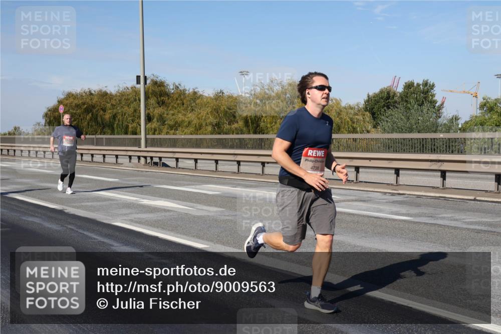 03.10.2025 - Köhlbrandbrückenlauf Julia Fischer http://msf.ph/oto/9009563 03.10.2025 12:53:20 Position 3 4738 meine-sportfotos.de