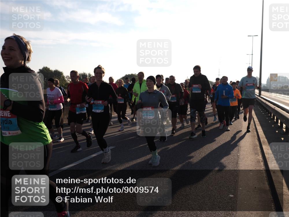 03.10.2025 - Köhlbrandbrückenlauf Fabian Wolf http://msf.ph/oto/9009574 03.10.2025 09:21:09 Position 3 3619, 2024, 2051, 1479 meine-sportfotos.de