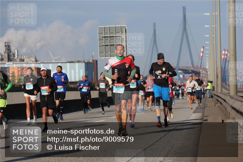 03.10.2025 - Köhlbrandbrückenlauf Luisa Fischer http://msf.ph/oto/9009579 03.10.2025 10:51:31 Position 3 3053, 1152 meine-sportfotos.de