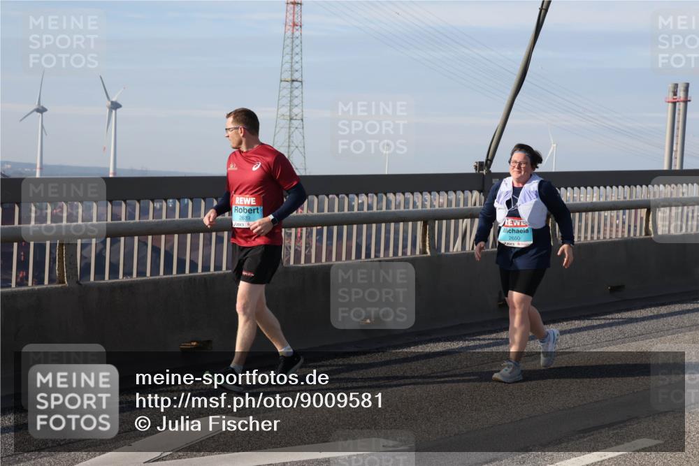 03.10.2025 - Köhlbrandbrückenlauf Julia Fischer http://msf.ph/oto/9009581 03.10.2025 10:14:31 Position 2 2639, 2650 meine-sportfotos.de