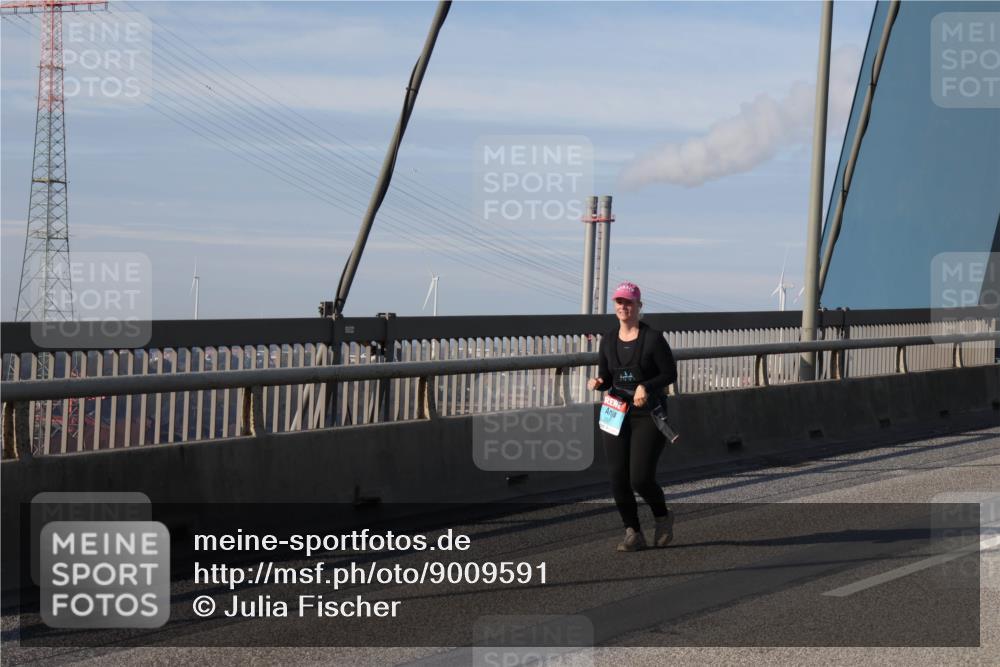 03.10.2025 - Köhlbrandbrückenlauf Julia Fischer http://msf.ph/oto/9009591 03.10.2025 10:14:41 Position 2  meine-sportfotos.de