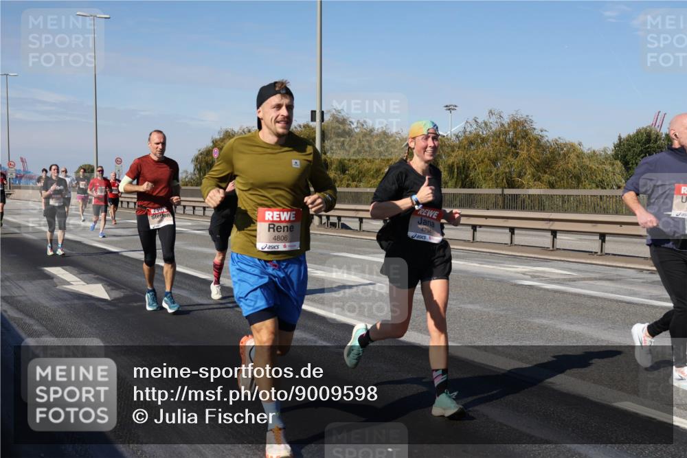 03.10.2025 - Köhlbrandbrückenlauf Julia Fischer http://msf.ph/oto/9009598 03.10.2025 12:53:24 Position 3 4806, 4794 meine-sportfotos.de