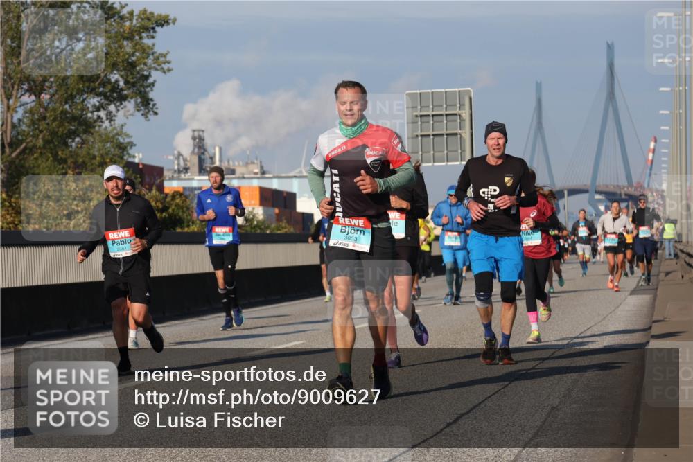 03.10.2025 - Köhlbrandbrückenlauf Luisa Fischer http://msf.ph/oto/9009627 03.10.2025 10:51:34 Position 3 2661, 3053, 2084 meine-sportfotos.de