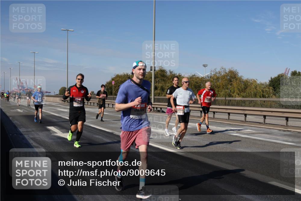 03.10.2025 - Köhlbrandbrückenlauf Julia Fischer http://msf.ph/oto/9009645 03.10.2025 12:53:30 Position 3 361, 5970 meine-sportfotos.de