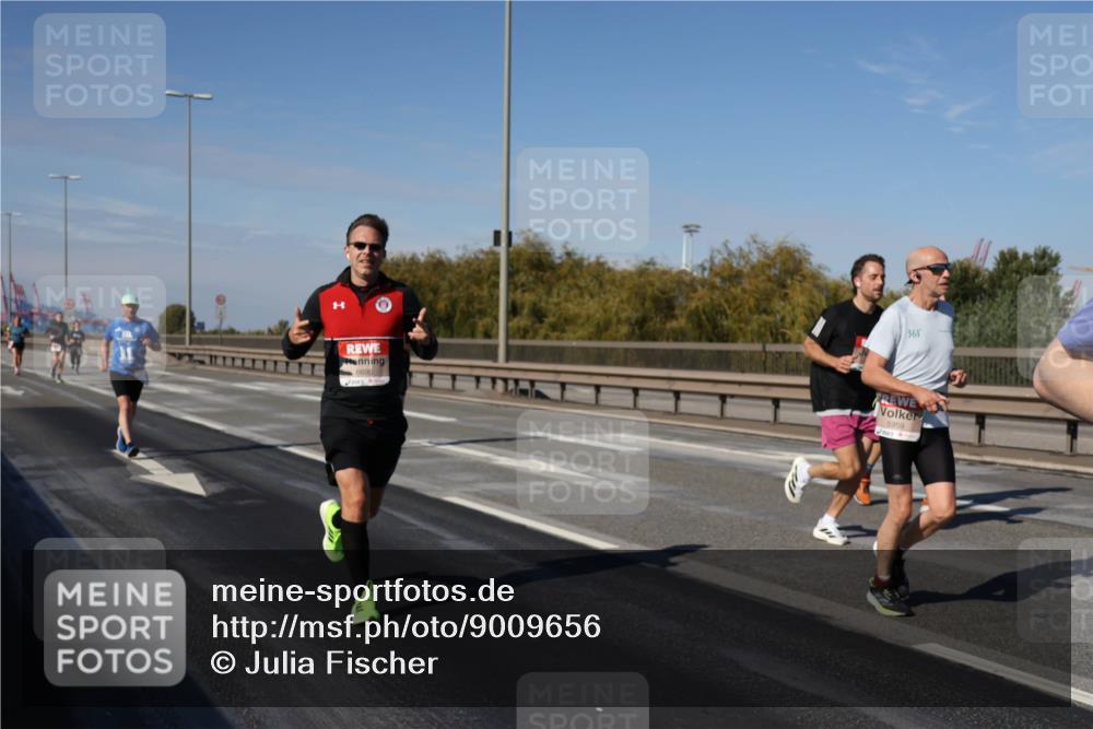 03.10.2025 - Köhlbrandbrückenlauf Julia Fischer http://msf.ph/oto/9009656 03.10.2025 12:53:31 Position 3 361, 669, 5959 meine-sportfotos.de