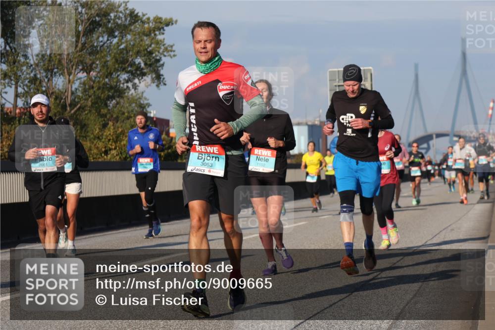 03.10.2025 - Köhlbrandbrückenlauf Luisa Fischer http://msf.ph/oto/9009665 03.10.2025 10:51:36 Position 3 1152, 3053, 2661 meine-sportfotos.de