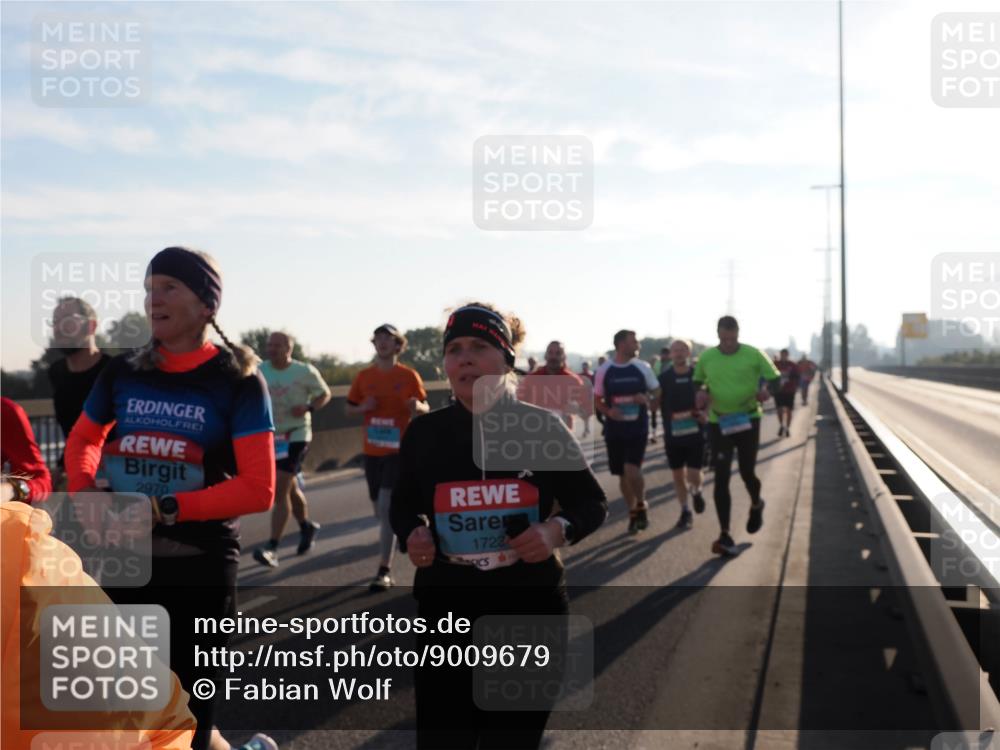 03.10.2025 - Köhlbrandbrückenlauf Fabian Wolf http://msf.ph/oto/9009679 03.10.2025 09:21:12 Position 3 2970, 1723 meine-sportfotos.de