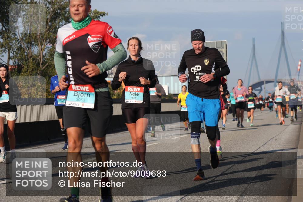 03.10.2025 - Köhlbrandbrückenlauf Luisa Fischer http://msf.ph/oto/9009683 03.10.2025 10:51:36 Position 3 3753, 3053, 1152 meine-sportfotos.de