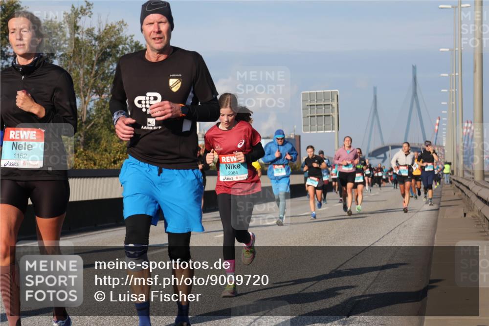 03.10.2025 - Köhlbrandbrückenlauf Luisa Fischer http://msf.ph/oto/9009720 03.10.2025 10:51:38 Position 3 1152, 5, 2084 meine-sportfotos.de