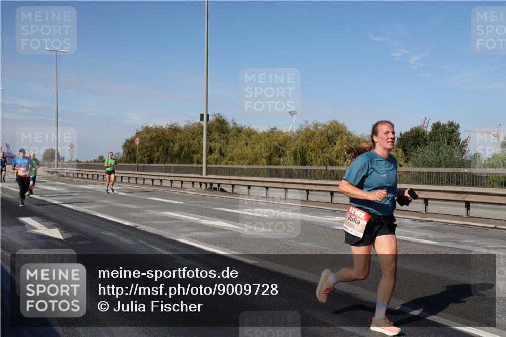 03.10.2025 - Köhlbrandbrückenlauf Julia Fischer http://msf.ph/oto/9009728 03.10.2025 12:53:45 Position 3 6424 meine-sportfotos.de