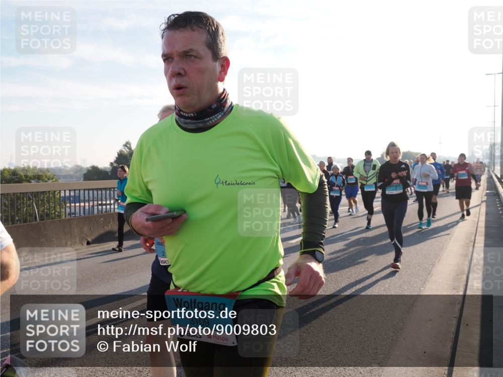 03.10.2025 - Köhlbrandbrückenlauf Fabian Wolf http://msf.ph/oto/9009803 03.10.2025 09:21:15 Position 3 3109 meine-sportfotos.de