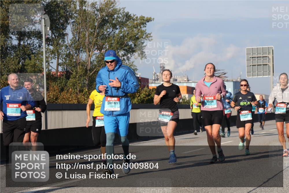 03.10.2025 - Köhlbrandbrückenlauf Luisa Fischer http://msf.ph/oto/9009804 03.10.2025 10:51:43 Position 3 18, 3764, 1328, 1242, 3333, 3579, 1092, 3625 meine-sportfotos.de