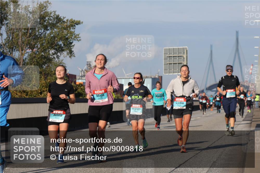 03.10.2025 - Köhlbrandbrückenlauf Luisa Fischer http://msf.ph/oto/9009818 03.10.2025 10:51:44 Position 3 1242, 3579, 1092, 3625 meine-sportfotos.de