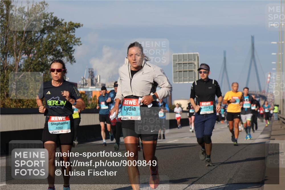 03.10.2025 - Köhlbrandbrückenlauf Luisa Fischer http://msf.ph/oto/9009849 03.10.2025 10:51:46 Position 3 1092, 3625, 1255 meine-sportfotos.de