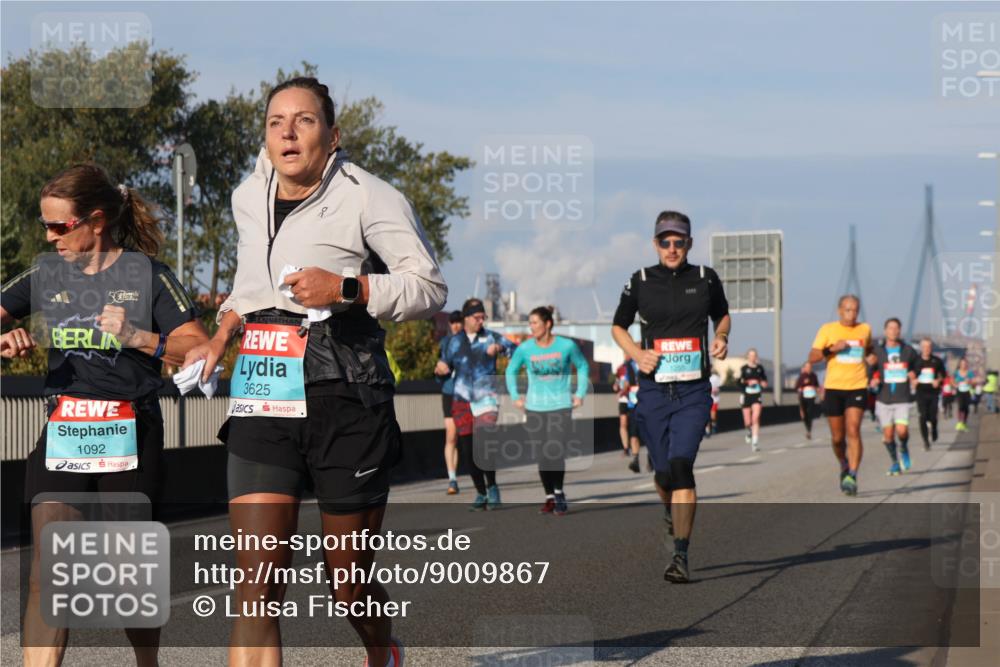 03.10.2025 - Köhlbrandbrückenlauf Luisa Fischer http://msf.ph/oto/9009867 03.10.2025 10:51:48 Position 3 1092, 3625, 1255 meine-sportfotos.de