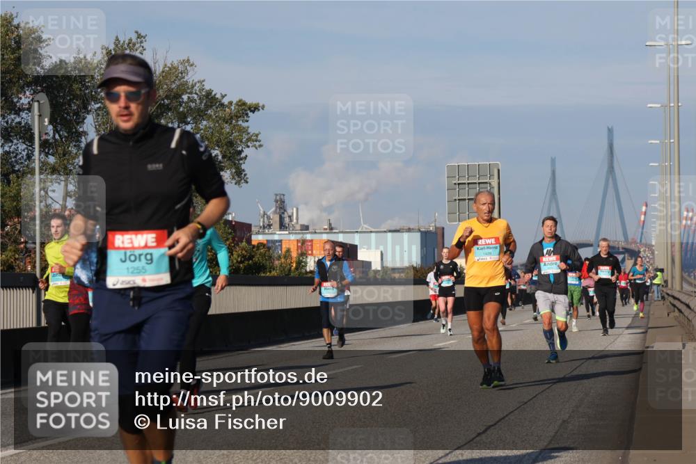 03.10.2025 - Köhlbrandbrückenlauf Luisa Fischer http://msf.ph/oto/9009902 03.10.2025 10:51:50 Position 3 1255, 1428 meine-sportfotos.de