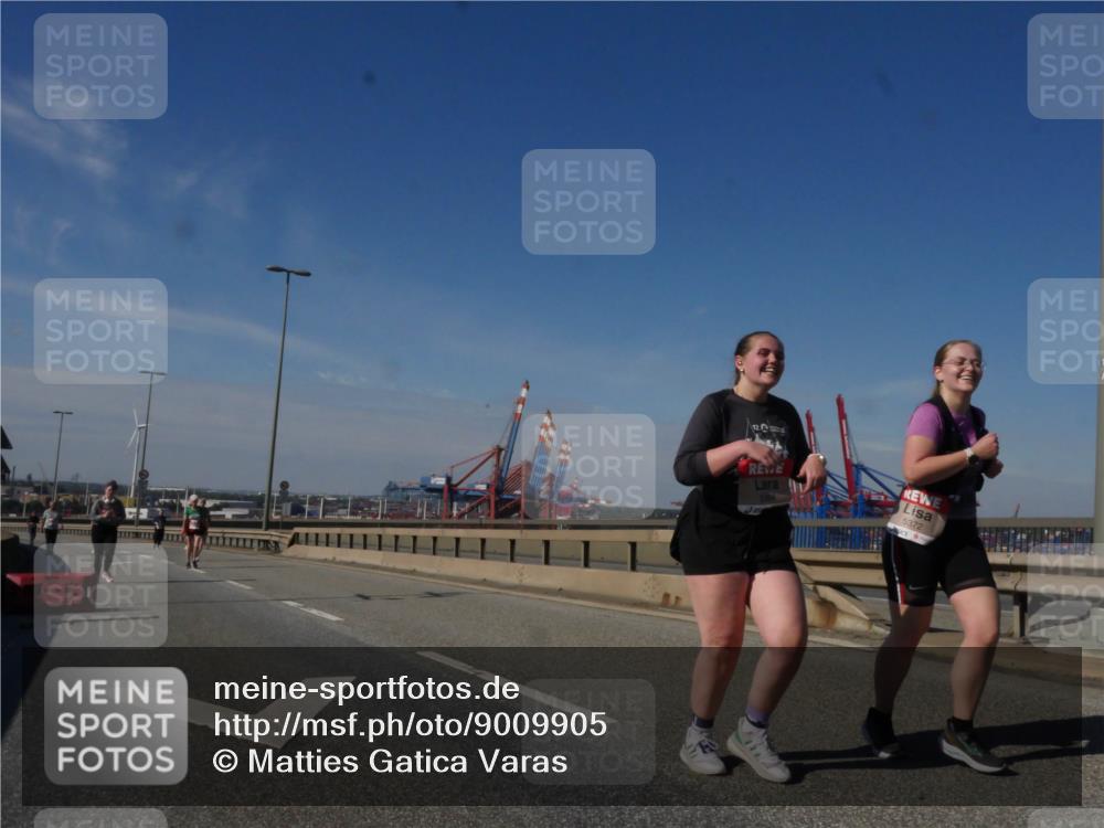 03.10.2025 - Köhlbrandbrückenlauf Matties Gatica Varas http://msf.ph/oto/9009905 03.10.2025 13:07:50 Position 2 12, 0, 5372 meine-sportfotos.de