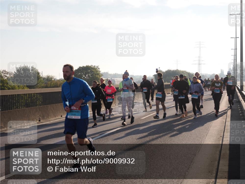 03.10.2025 - Köhlbrandbrückenlauf Fabian Wolf http://msf.ph/oto/9009932 03.10.2025 09:21:20 Position 3 2448 meine-sportfotos.de