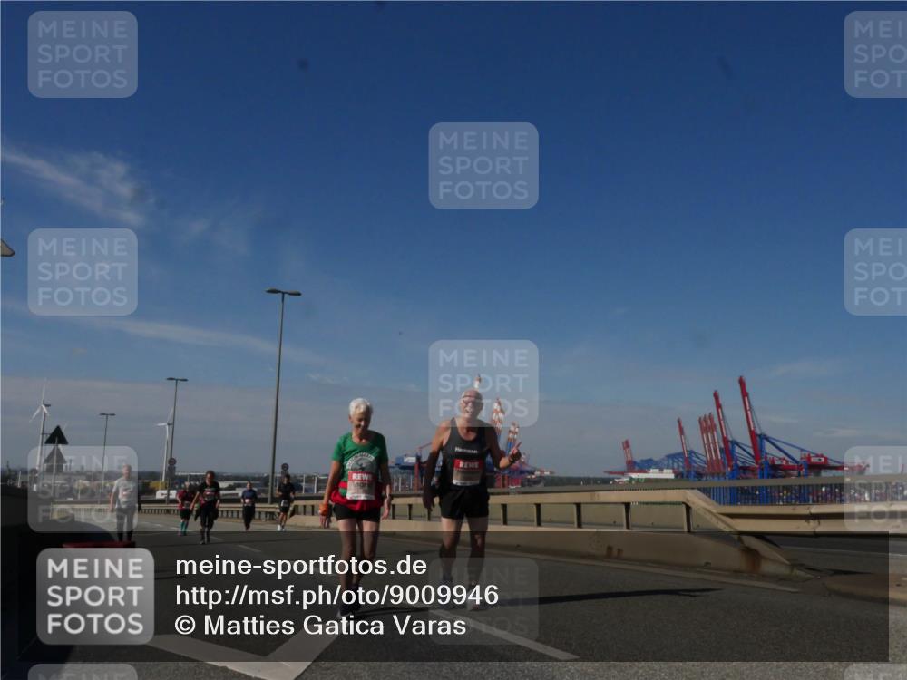 03.10.2025 - Köhlbrandbrückenlauf Matties Gatica Varas http://msf.ph/oto/9009946 03.10.2025 13:08:00 Position 2  meine-sportfotos.de