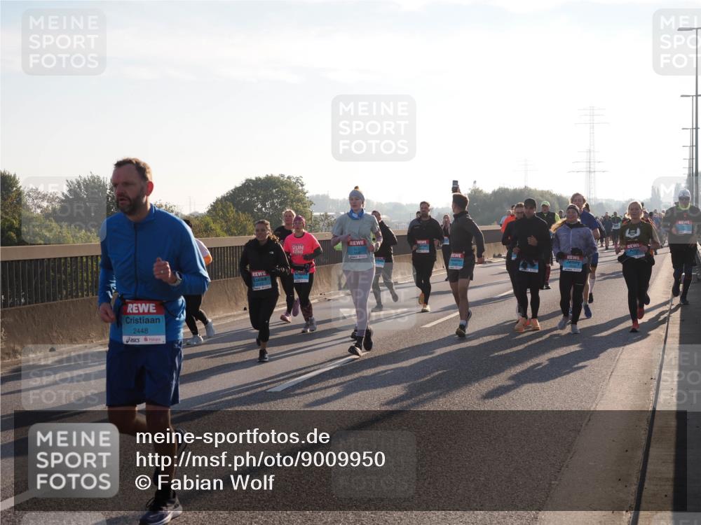 03.10.2025 - Köhlbrandbrückenlauf Fabian Wolf http://msf.ph/oto/9009950 03.10.2025 09:21:21 Position 3 2448 meine-sportfotos.de