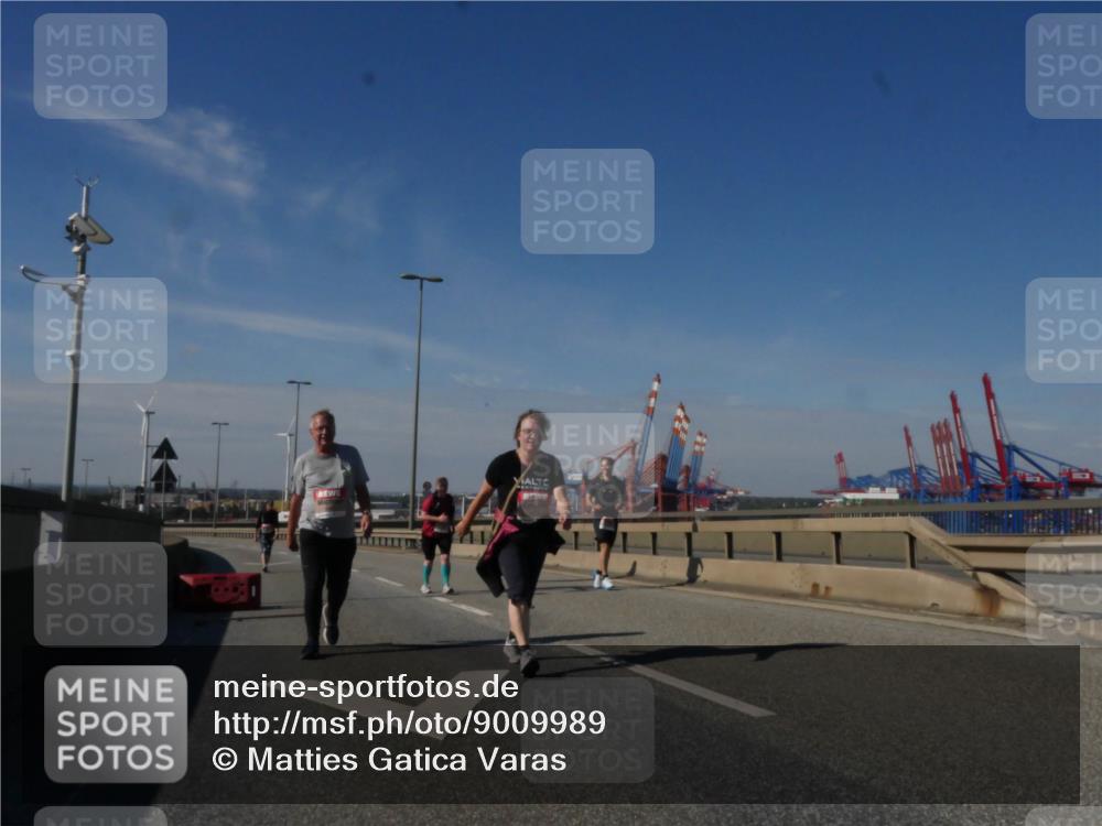 03.10.2025 - Köhlbrandbrückenlauf Matties Gatica Varas http://msf.ph/oto/9009989 03.10.2025 13:08:08 Position 2  meine-sportfotos.de