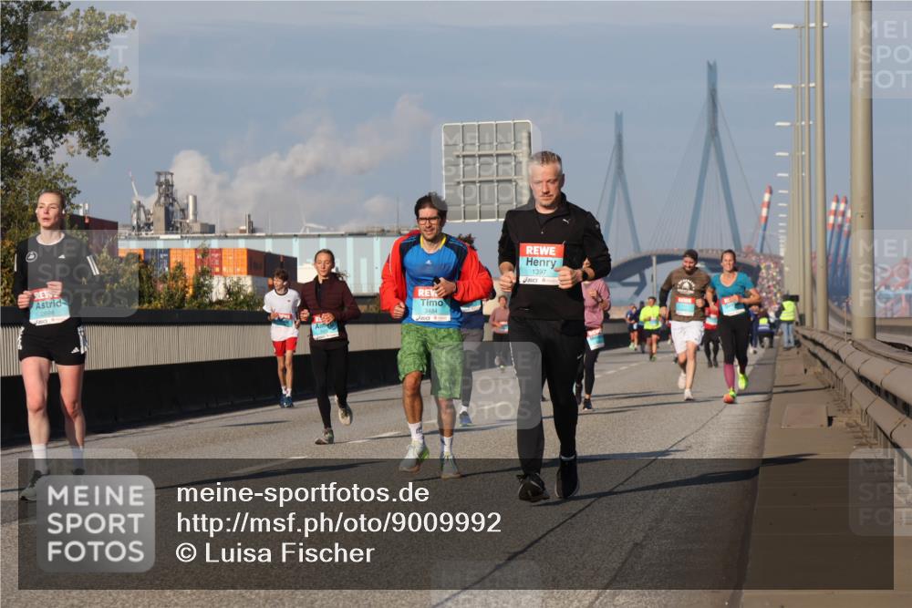 03.10.2025 - Köhlbrandbrückenlauf Luisa Fischer http://msf.ph/oto/9009992 03.10.2025 10:51:57 Position 3 2698, 34841, 1397 meine-sportfotos.de