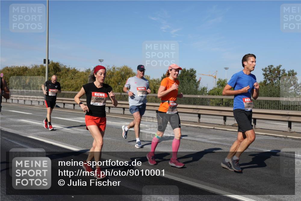 03.10.2025 - Köhlbrandbrückenlauf Julia Fischer http://msf.ph/oto/9010001 03.10.2025 12:54:30 Position 3 4298 meine-sportfotos.de