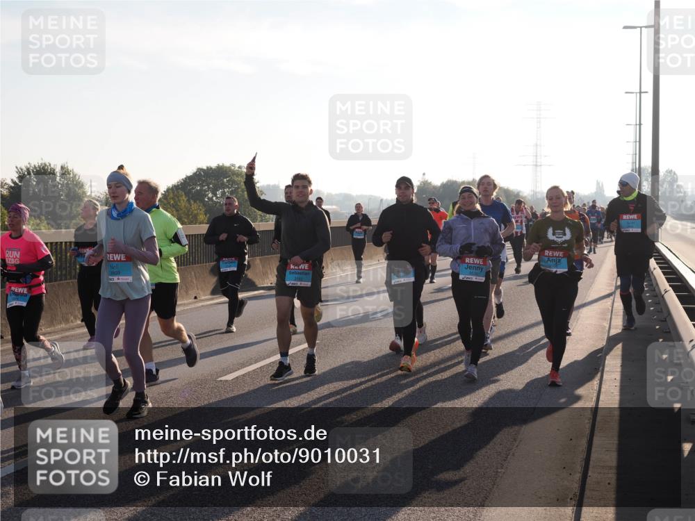 03.10.2025 - Köhlbrandbrückenlauf Fabian Wolf http://msf.ph/oto/9010031 03.10.2025 09:21:23 Position 3 3803, 3108 meine-sportfotos.de