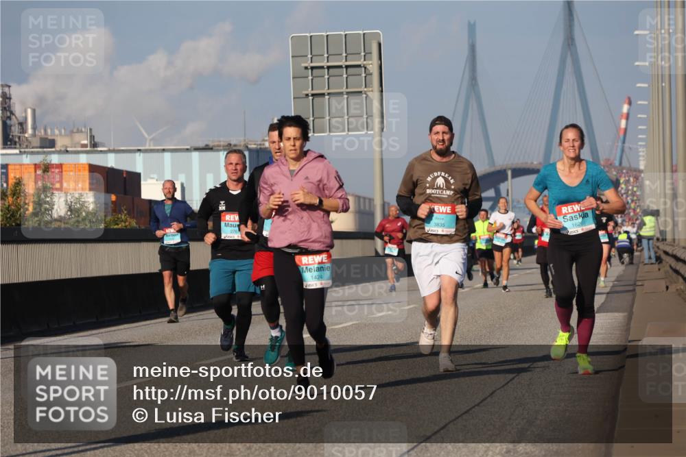 03.10.2025 - Köhlbrandbrückenlauf Luisa Fischer http://msf.ph/oto/9010057 03.10.2025 10:52:02 Position 3 276, 1424, 3835, 1626 meine-sportfotos.de