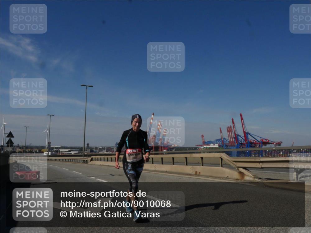 03.10.2025 - Köhlbrandbrückenlauf Matties Gatica Varas http://msf.ph/oto/9010068 03.10.2025 13:08:19 Position 2 5581 meine-sportfotos.de