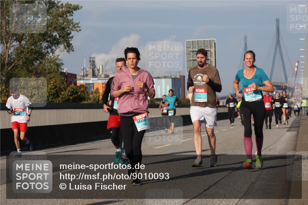 03.10.2025 - Köhlbrandbrückenlauf Luisa Fischer http://msf.ph/oto/9010093 03.10.2025 10:52:04 Position 3  meine-sportfotos.de