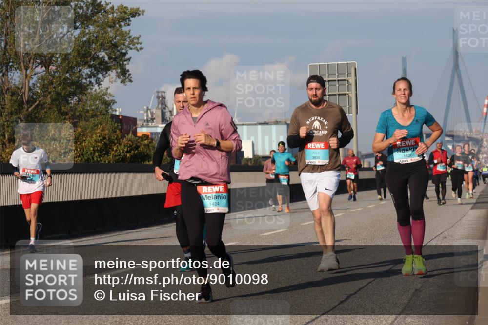 03.10.2025 - Köhlbrandbrückenlauf Luisa Fischer http://msf.ph/oto/9010098 03.10.2025 10:52:04 Position 3 1424, 3835, 1626 meine-sportfotos.de