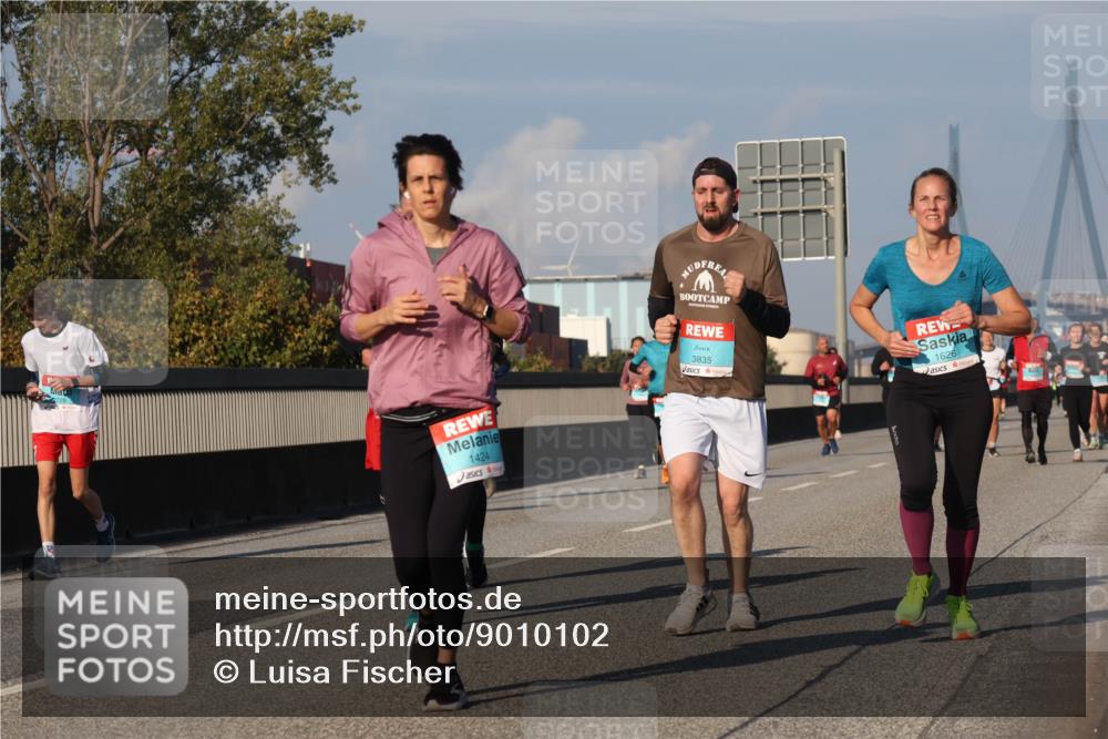 03.10.2025 - Köhlbrandbrückenlauf Luisa Fischer http://msf.ph/oto/9010102 03.10.2025 10:52:05 Position 3 1424, 3835, 1626 meine-sportfotos.de