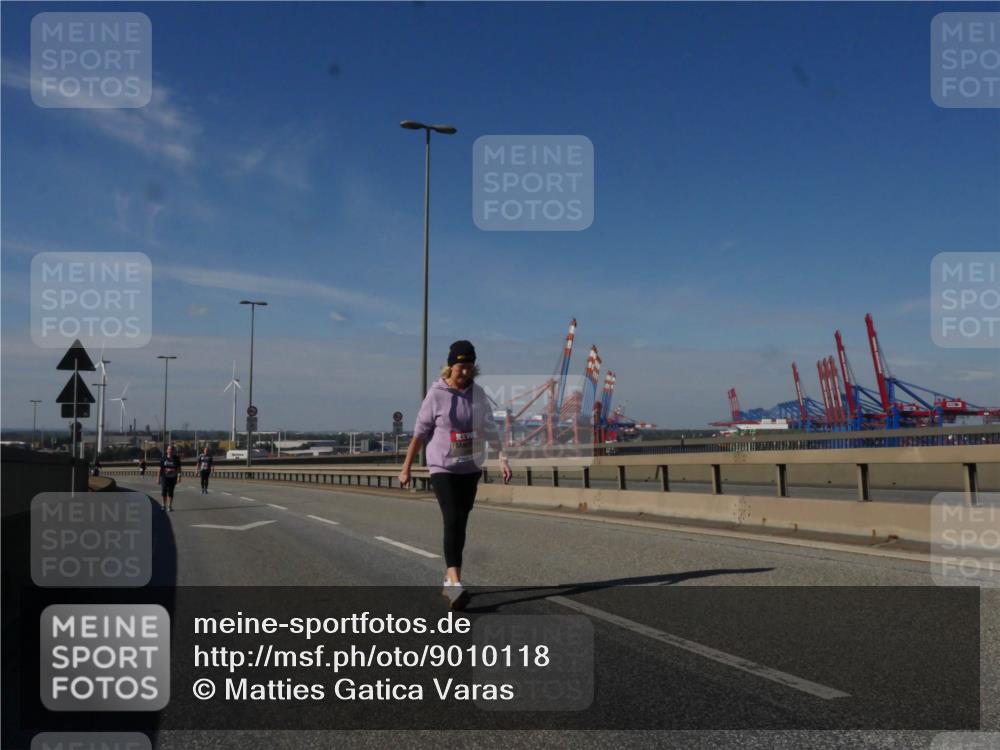 03.10.2025 - Köhlbrandbrückenlauf Matties Gatica Varas http://msf.ph/oto/9010118 03.10.2025 13:09:06 Position 2  meine-sportfotos.de