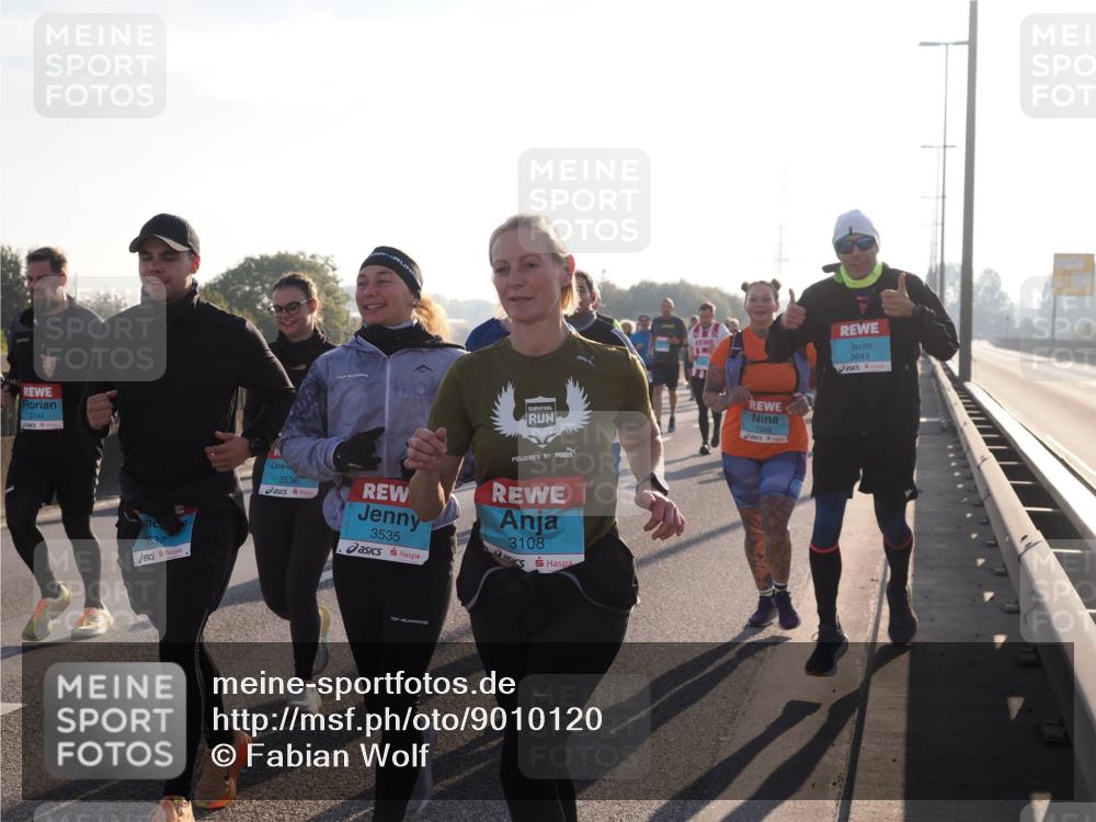 03.10.2025 - Köhlbrandbrückenlauf Fabian Wolf http://msf.ph/oto/9010120 03.10.2025 09:21:25 Position 3 3144, 3537, 1348, 3538, 3535, 3108, 3843 meine-sportfotos.de