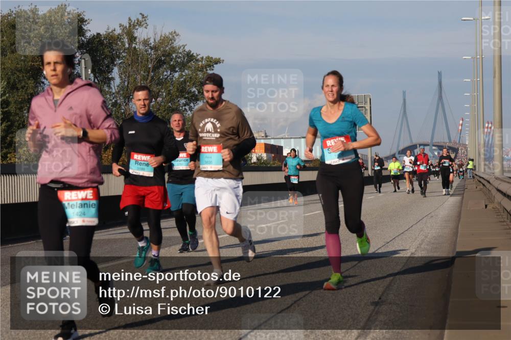 03.10.2025 - Köhlbrandbrückenlauf Luisa Fischer http://msf.ph/oto/9010122 03.10.2025 10:52:06 Position 3 1424, 3188, 3835 meine-sportfotos.de